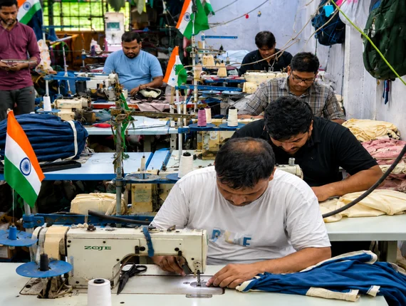 Industrial Sewing Machine Stitching